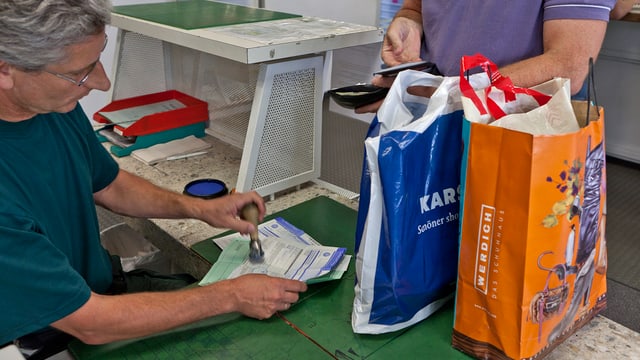Unter dem steigenden Einkaufstourismus leidet speziell das Gewerbe im Grenzkanton Aargau. Unter dem steigenden Einkaufstourismus leidet speziell das Gewerbe im Grenzkanton Aargau.