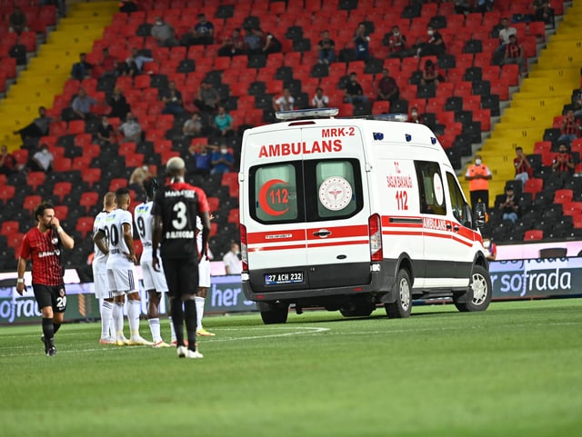Ambulanz in türkischem Stadion