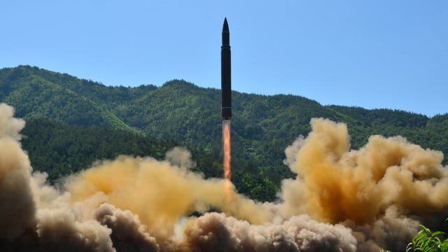 Raketenstart. Raketenstart.