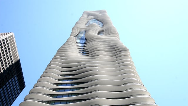 Video «Faszination Wolkenkratzer: Aqua Tower (1/4)» abspielen Video «Faszination Wolkenkratzer: Aqua Tower (1/4)» abspielen