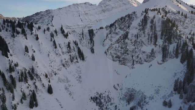 Schneehang Schneehang