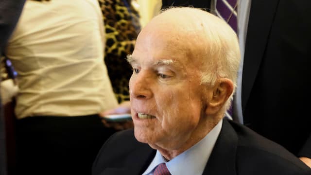 Gezeichnet von der Krankheit: John McCain im Dezember 2017. Gezeichnet von der Krankheit: John McCain im Dezember 2017.