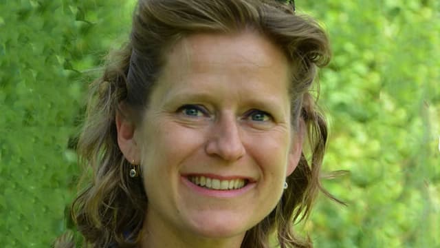 Porträt von Julia Gosteli Porträt von Julia Gosteli