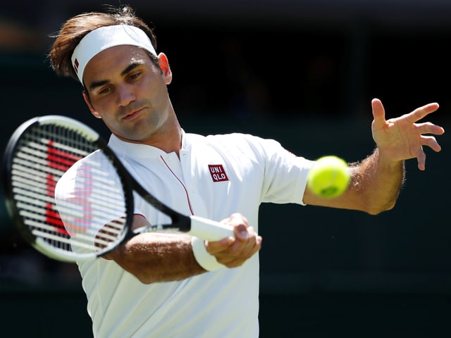 Neuer Kleidersponsor - Federer überrascht mit Wimbledon ... Neuer Kleidersponsor - Federer überrascht mit Wimbledon ...