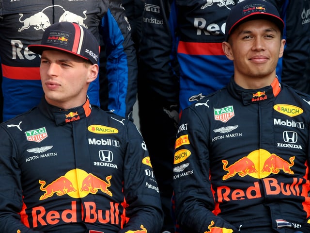Max Verstappen und Alexander Albon. Max Verstappen und Alexander Albon.
