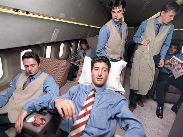 Die Nati flog am 28. August 1996 mit einem Luxus-Jet der Petrol Air nach Aserbaidschan. Die Nati flog am 28. August 1996 mit einem Luxus-Jet der Petrol Air nach Aserbaidschan.