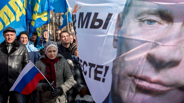 Am 16. März 2016 feierten Russland-treue Bewohner der Krim den Jahrestag des Referendums. Am 16. März 2016 feierten Russland-treue Bewohner der Krim den Jahrestag des Referendums.