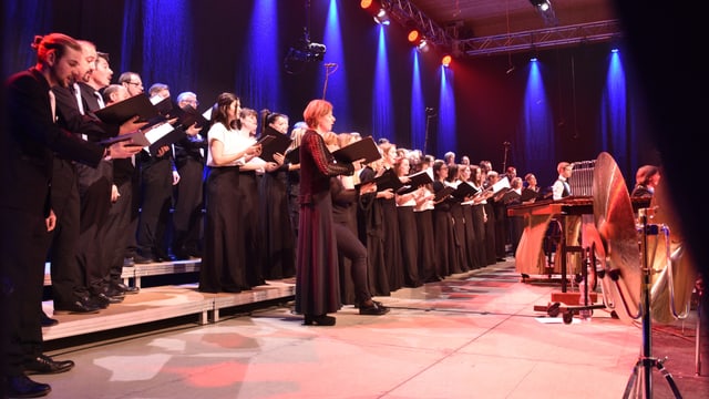Il Cantus Firmus ed l'ensemble vocal incantanti.