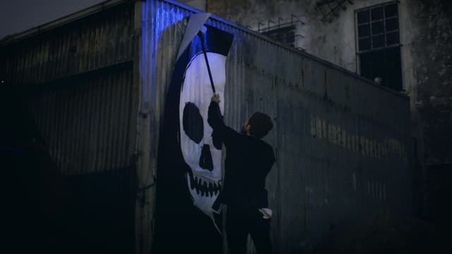 Video «Die schöpferische Kraft des Todes» abspielen Video «Die schöpferische Kraft des Todes» abspielen