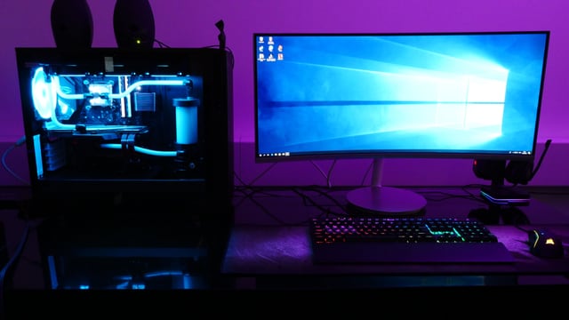 Luxus-PC im Wert eines Kleinwagens Luxus-PC im Wert eines Kleinwagens
