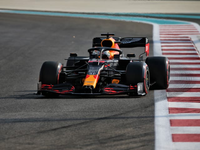 Max Verstappen fährt die schnellste Zeit im Qualifying von Abu Dhabi. Max Verstappen fährt die schnellste Zeit im Qualifying von Abu Dhabi.