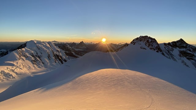 Blick über den Firn mit aufgehender Sonne, Blick über den Firn mit aufgehender Sonne,
