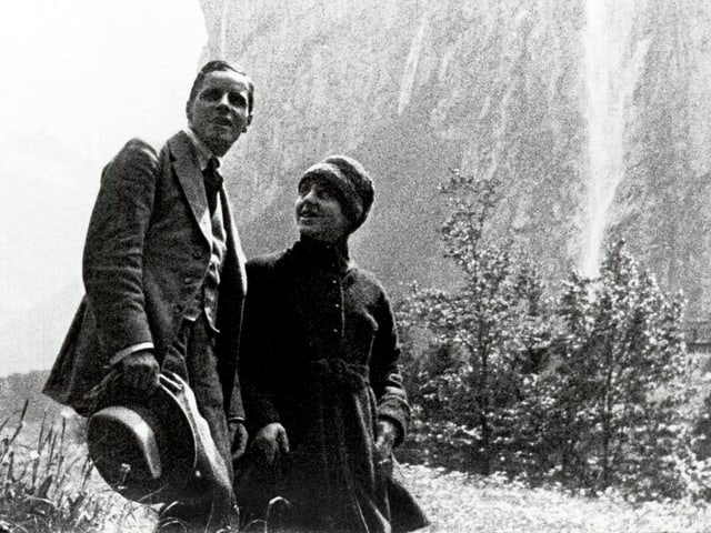 Leny in Lauterbrunnen. Szene aus «Der Bergführer». Leny in Lauterbrunnen. Szene aus «Der Bergführer».
