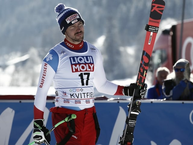 Nur 10 Tage nach einer Herzoperation gewann Janka 2011 den Riesenslalom von Kranjska Gora. Seinen ersten Podestplatz im Weltcup holte der «Ice-Man» 2009 in der Abfahrt von Lake Louise, bei der er mit Startnummer 65 ins Rennen ging. Der Bündner ist seit März 2010 Namensgeber des Triebzugs ABe 8/12 3503 der Rhätischen Bahn.