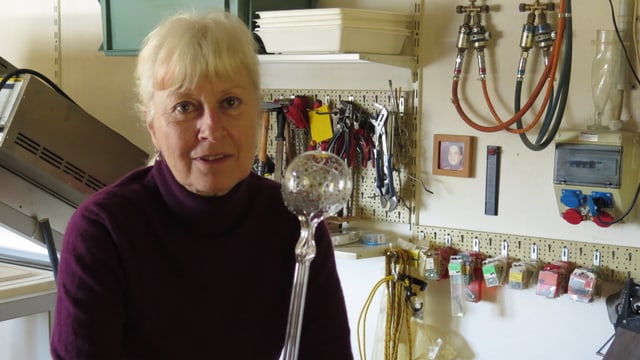 Eka Häberling, Glasbläserin. Eka Häberling, Glasbläserin.