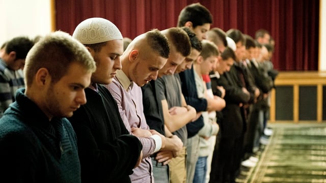 Betende Muslime in Payerne Betende Muslime in Payerne