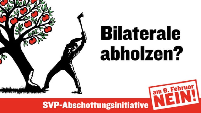Ein Mann fällt mit einem Beil einen Apfelbaum. Daneben steht ein Slogan gegen die Initiative. Ein Mann fällt mit einem Beil einen Apfelbaum. Daneben steht ein Slogan gegen die Initiative.