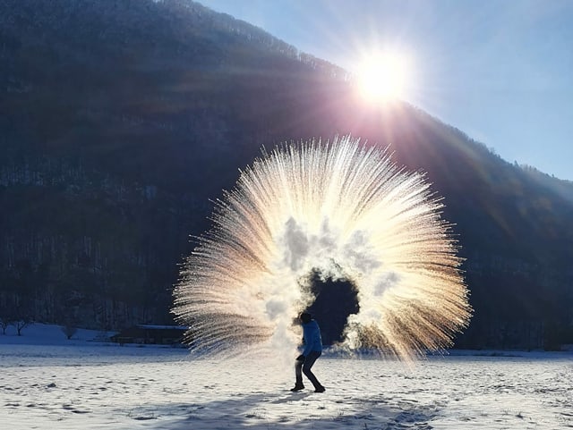 Klirrende Kälte - Das sind Ihre schönsten Eis-Bilder - Meteo - SRF
