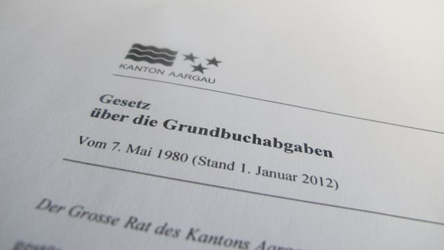 Foto vom Gesetz über die Grundbuchabgaben. Foto vom Gesetz über die Grundbuchabgaben.