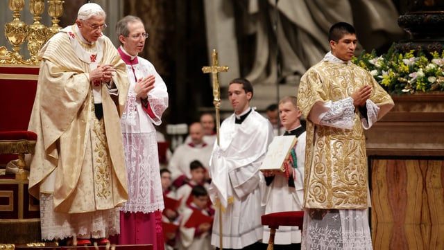 Der Papst beim Gebet Der Papst beim Gebet