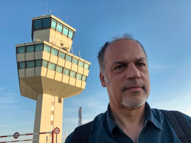 Peter Voegeli beim Flughafen Tegel Peter Voegeli beim Flughafen Tegel