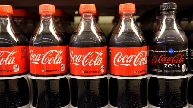 Cola-Flaschen. Cola-Flaschen.