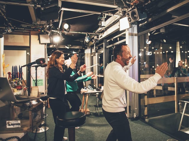 «There is a party» in der Glasbox – mit Tanzinstruktor DJ Bobo!