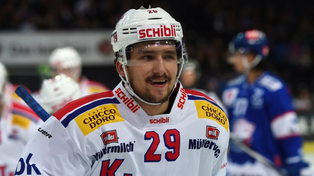 Vincent Praplan lächelt unter dem Helm. Vincent Praplan lächelt unter dem Helm.
