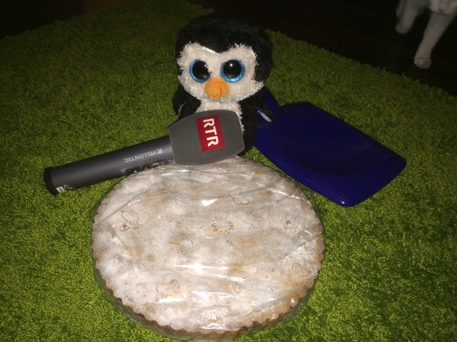 Turta da nusch, pingu e microfon RTR Turta da nusch, pingu e microfon RTR