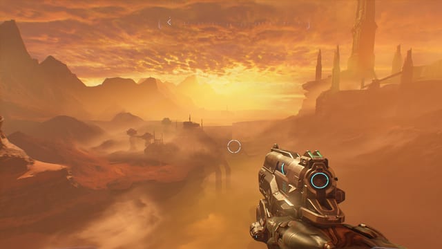Wir blicken in einen rötlich-orange-gelben Sonnenuntergang auf dem Mars. Wir blicken in einen rötlich-orange-gelben Sonnenuntergang auf dem Mars.