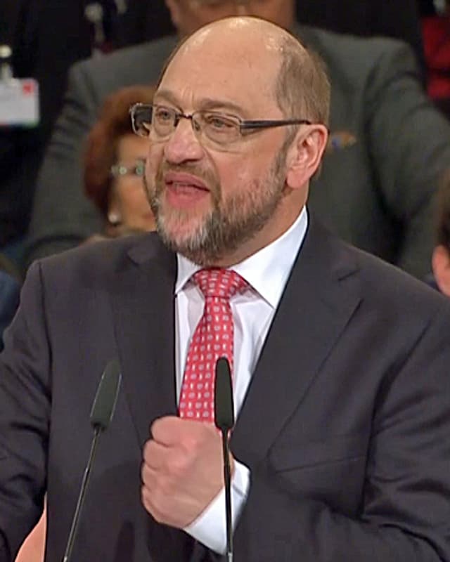Martin Schulz am Rednerpult. Martin Schulz am Rednerpult.