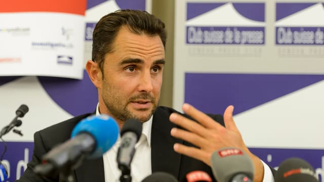 Der Banker gab Daten von mutmasslichen Steuerhinterziehern an die französischen Behörden weiter. Der Banker gab Daten von mutmasslichen Steuerhinterziehern an die französischen Behörden weiter.