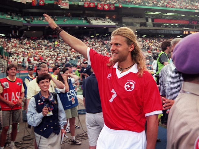Alain Sutter im Dress der Nationalmannschaft