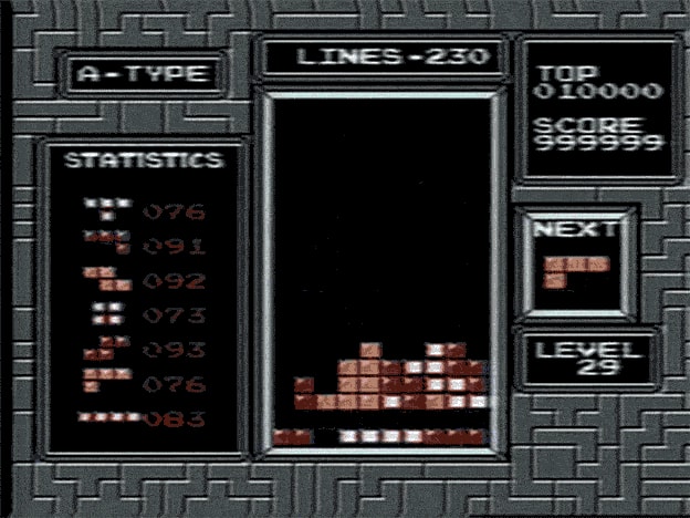 Ein animiertes GIF zeigt eine Spielszene aus Tetris. Ein animiertes GIF zeigt eine Spielszene aus Tetris.