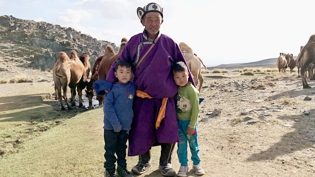 Video «Geheimnisse Asiens – Mongolei: Weite, Wüste, Wildnis» abspielen Video «Geheimnisse Asiens – Mongolei: Weite, Wüste, Wildnis» abspielen