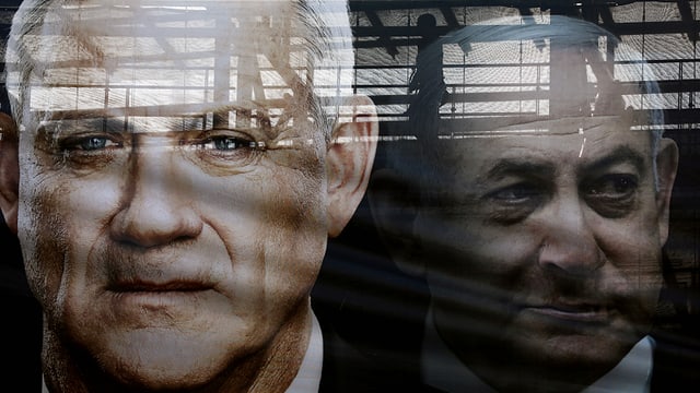 Plakat mit Benny Gantz und Benjamin Netanjahu Plakat mit Benny Gantz und Benjamin Netanjahu