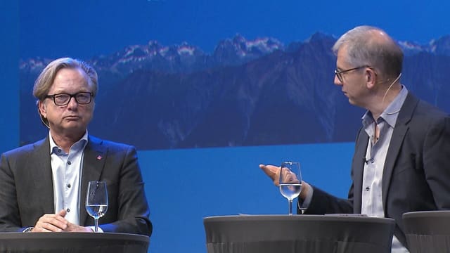 Der grüne Wirtschaftslobbyist Christian Zeyer von Swisscleantech im Streitgespräch mit Dieter Zümpel, Direktor von Kuoni Der grüne Wirtschaftslobbyist Christian Zeyer von Swisscleantech im Streitgespräch mit Dieter Zümpel, Direktor von Kuoni