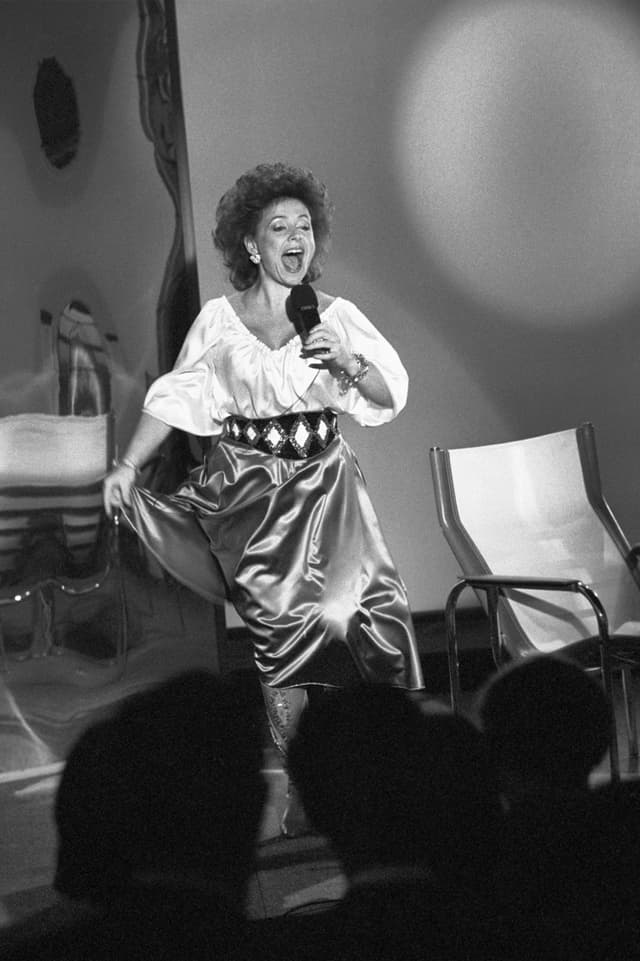 Schweiz Nella ist ihrem Krebsleiden erlegen Glanz