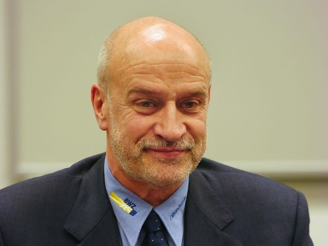 Simon Schenk