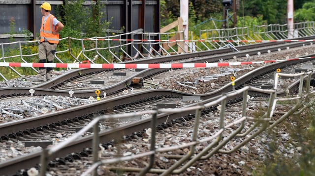 Die Gleise in Rastatt – sie sehen aus wie eine Achitbahn Die Gleise in Rastatt – sie sehen aus wie eine Achitbahn