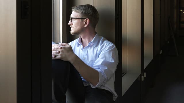 Video «Weg vom Fenster - Leben nach dem Burnout» abspielen Video «Weg vom Fenster - Leben nach dem Burnout» abspielen
