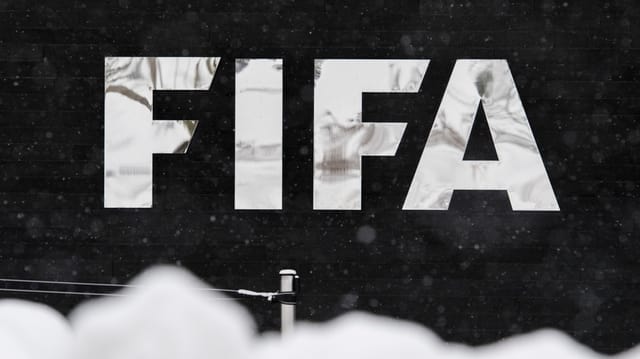 Aufschrift Fifa an einem Gebäude Aufschrift Fifa an einem Gebäude
