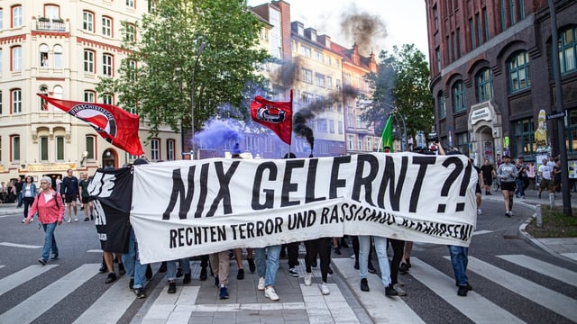 Leute an Demo. Leute an Demo.
