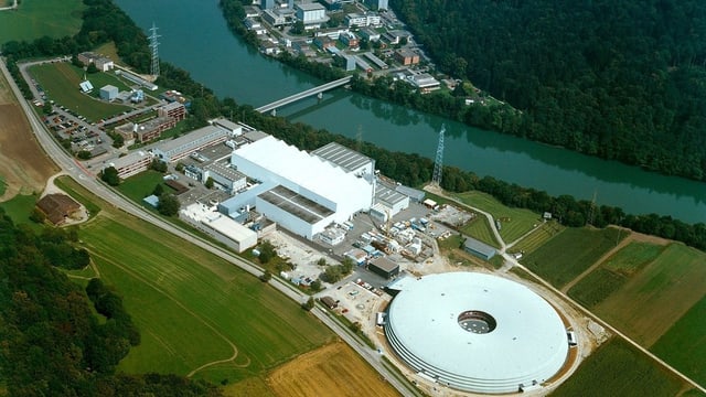 Luftaufnahme vom Paul Scherrer Institut in Villigen Luftaufnahme vom Paul Scherrer Institut in Villigen
