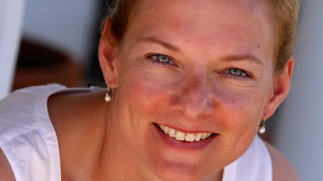 Porträt-Foto von Nadine Gautschi Porträt-Foto von Nadine Gautschi