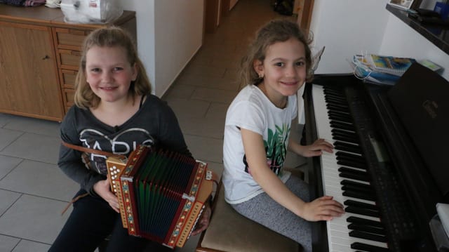 Ladina und ihre Schwester Ladina und ihre Schwester