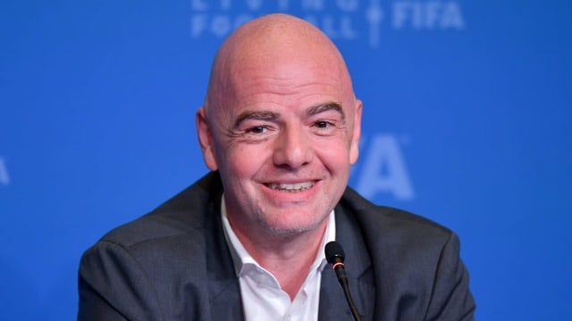 Mann in Anzug von nahe. Mann in Anzug von nahe.