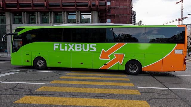Der Flixbus hält in Grenchen