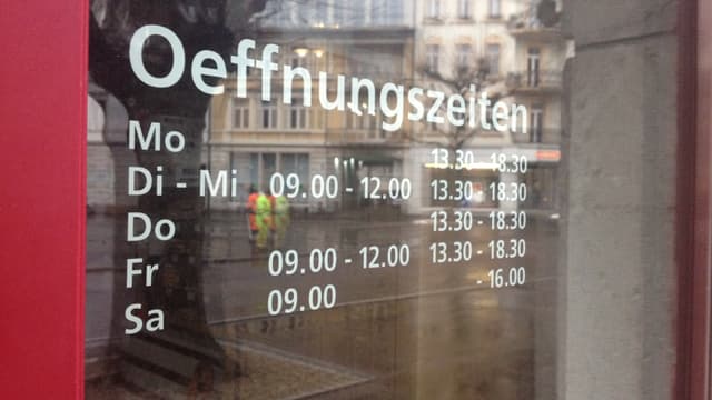Schild Öffnungszeiten Schild Öffnungszeiten
