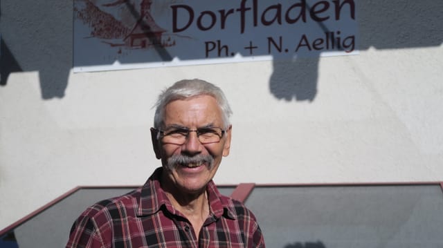 Konrad Aellig vor seiner Bäckerei Konrad Aellig vor seiner Bäckerei